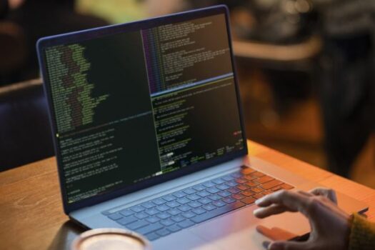 Falha de segurança no PHP leva governos a suspender sites