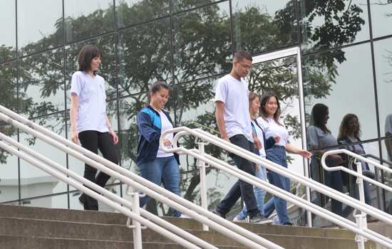 Faculdade Salvador Arena abre transferência externa