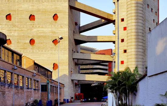 Sesc Pompeia. Bicho Feroz